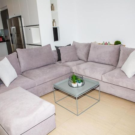 Komfort City Apartment "Elias" Mit Meerblick In Lavrio Buitenkant foto